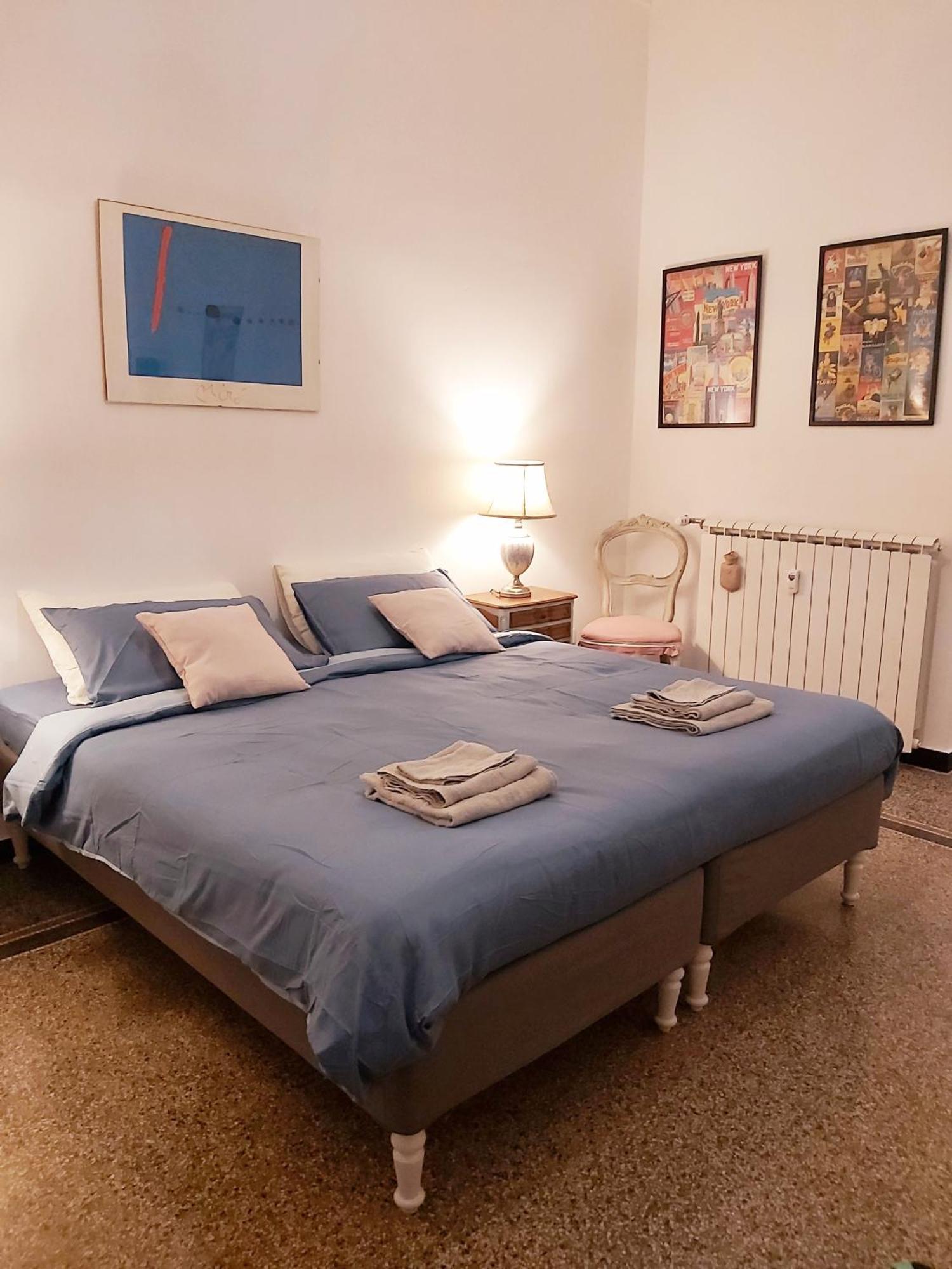 Central Chic Apartment Genoa Bagian luar foto