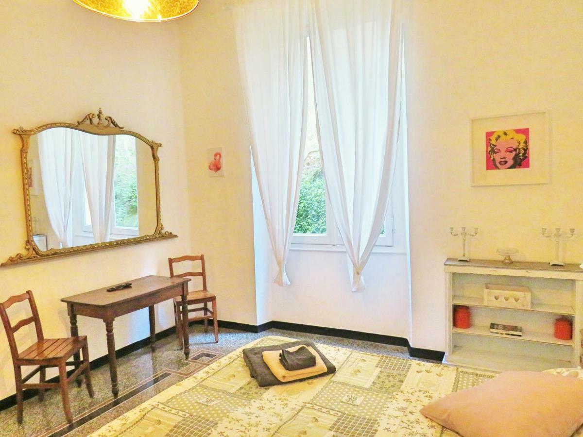 Central Chic Apartment Genoa Bagian luar foto